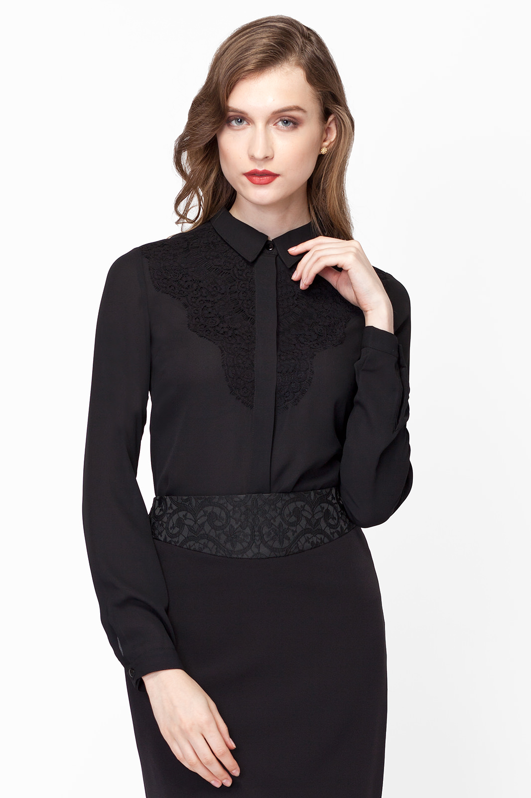 Фото товара 8769, черная блузка с длинными рукавами